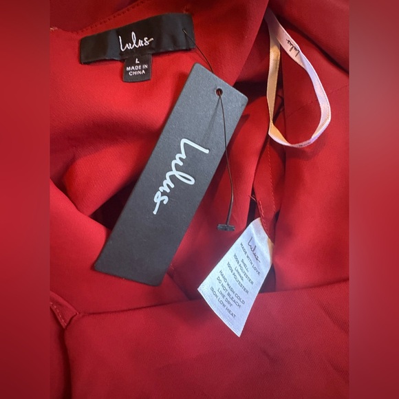 NWT Lulu’s Reinette Red Tulip Dress - Picture 8 of 8